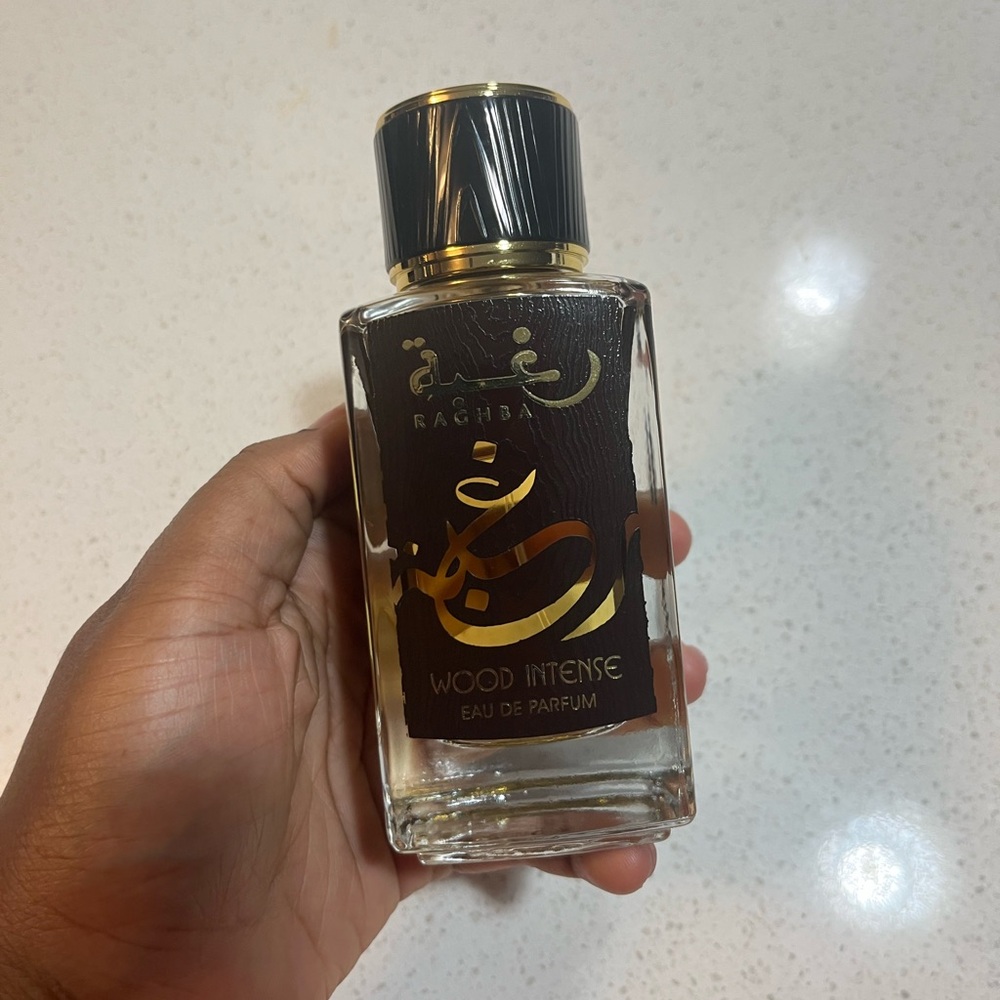 Lattafa Raghba Wood Intense Eau de Parfum- already Macerated